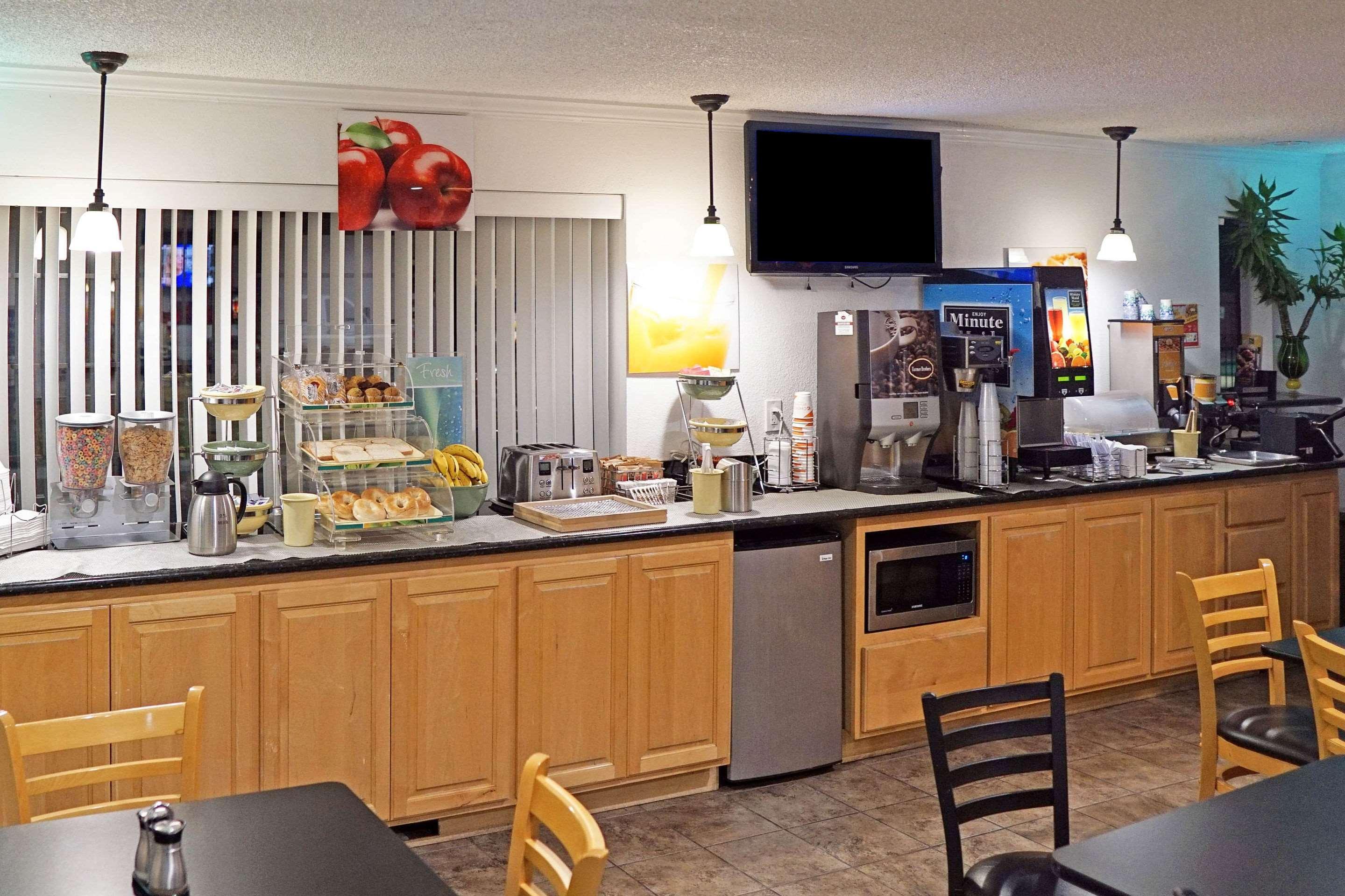 Quality Inn Near Fort Hunter Liggett King City Exterior photo